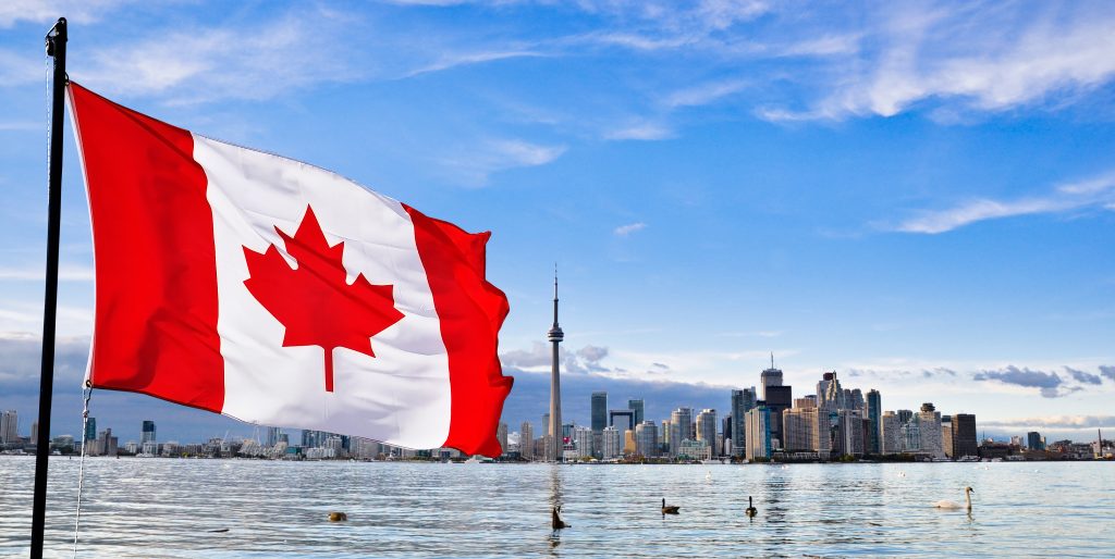 Chuyển phát nhanh từ Canada về Việt Nam chuyên nghiệp, chất lượng