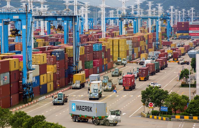 NHẬP KHẨU TRUNG QUỐC TĂNG MẠNH NHẤT HƠN 4 NĂM: TÍN HIỆU PHỤC HỒI CHUỖI CUNG ỨNG VÀ NHU CẦU SẢN XUẤT