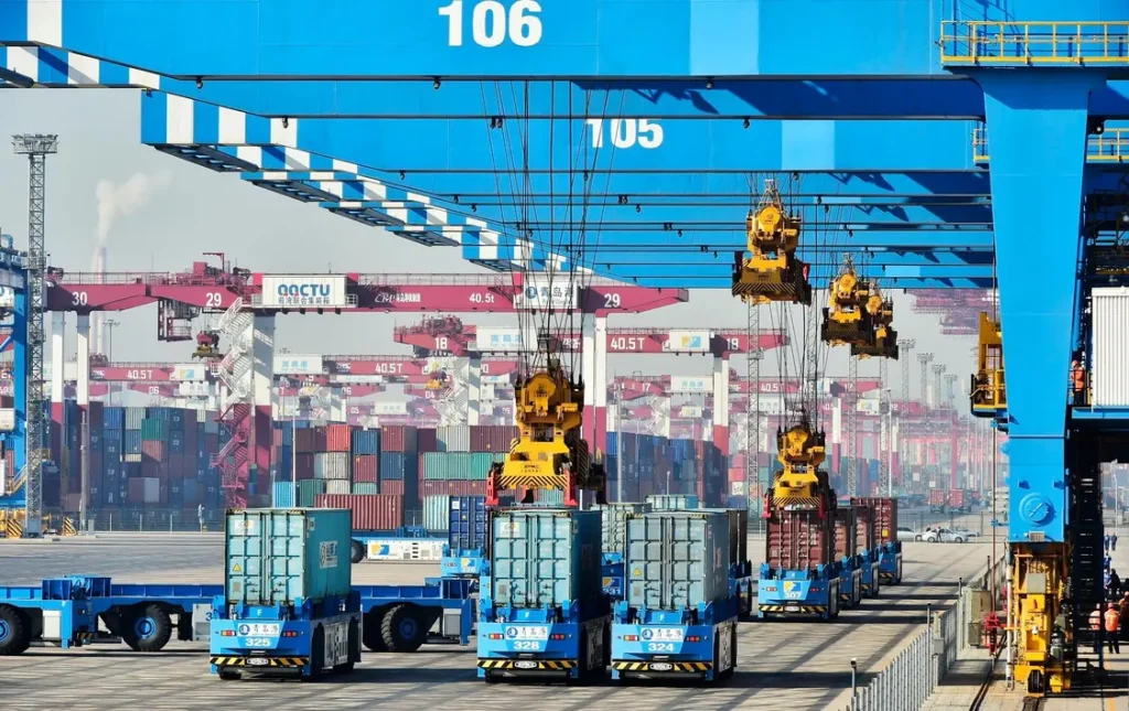 Hoạt động logistics Trung Quốc phục hồi trong tháng 6