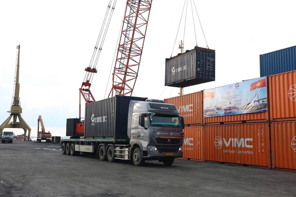 Cần Thơ thử nghiệm tuyến container trực tiếp sang Trung Quốc
