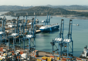 Dự án cảng Barra do Dande tại Angola do doanh nghiệp Trung Quốc đầu tư.